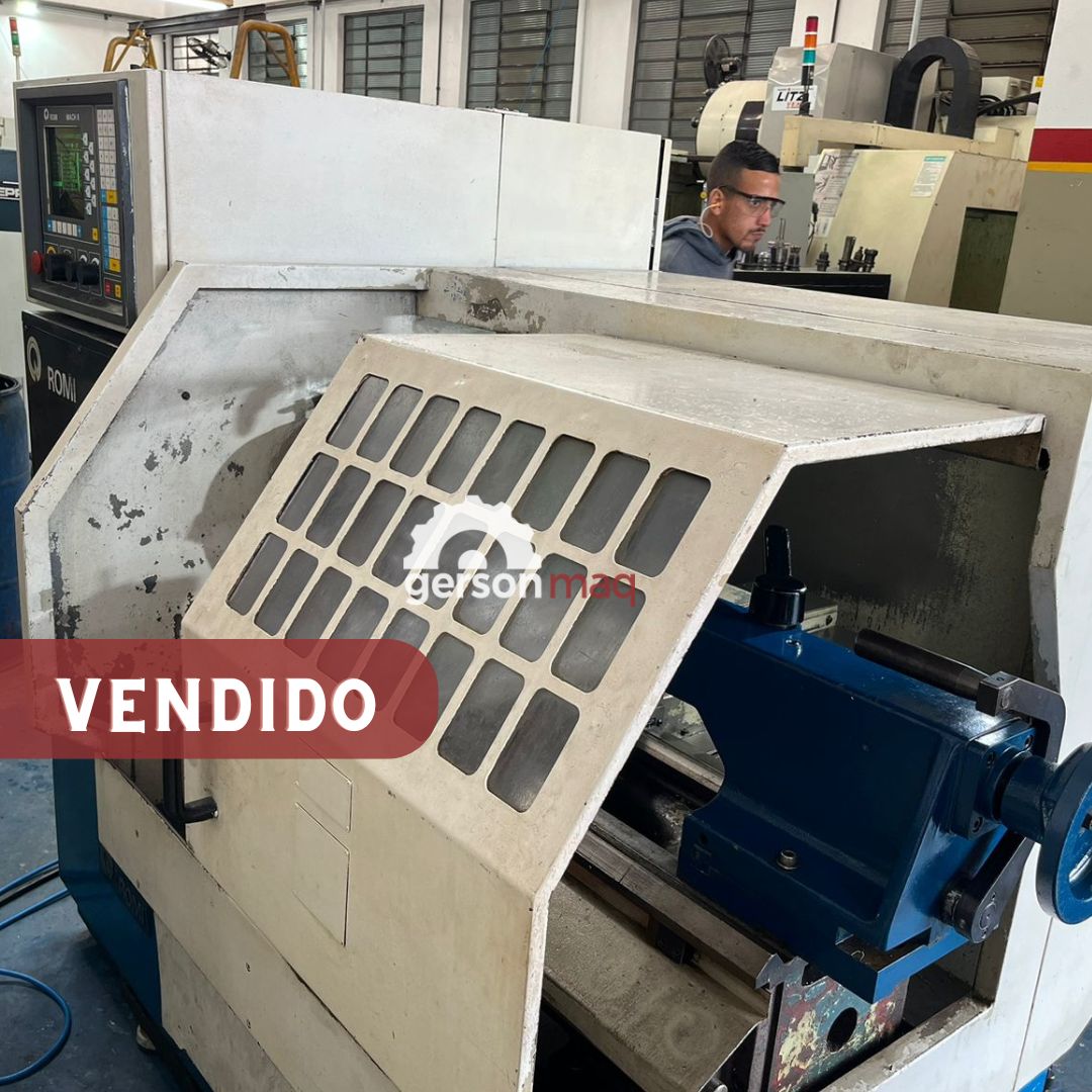 TORNO CNC ROMI CENTUR 30 RV COM GANG REFORMADO